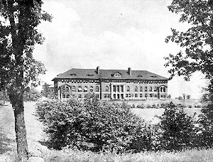 Administration Building (Main Building), University Farm, St. Anthony Park, Minn.