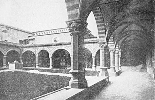 FLORENCE: CLOISTER OF SANTA MARIA NOVELLA