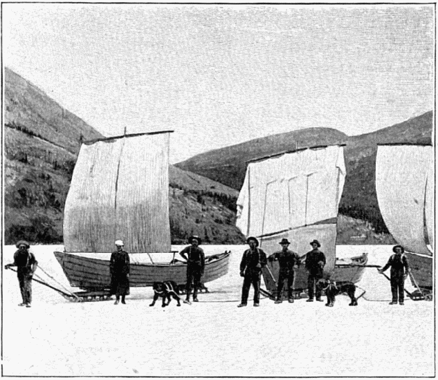 TRAÎNEAUX À VOILES SUR LE LAC LABERGE. D'APRÈS UNE PHOTOGRAPHIE DE LA ROCHE, À SEATTLE.