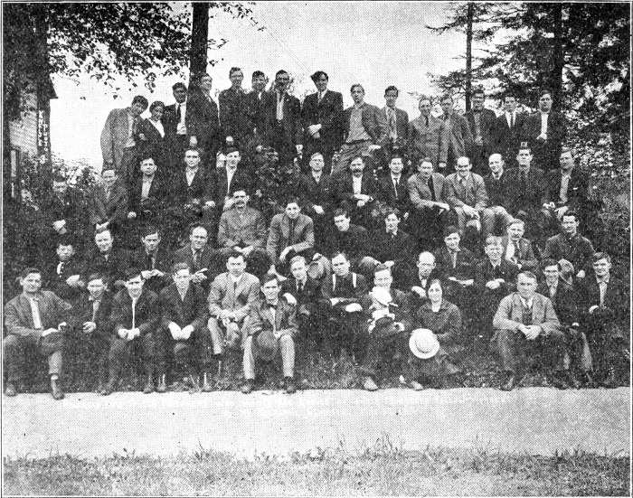 Released Free Speech prisoners who visited the graves of their murdered Fellow Workers at Mount Pleasant Cemetery, May 12, 1917.