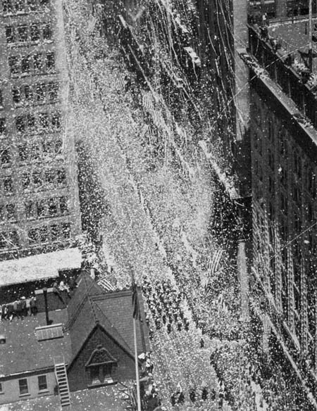 NEW YORK CITY—A JUNE SNOWSTORM