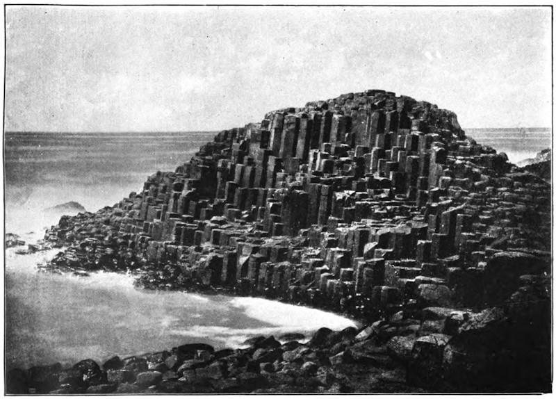 Hexagonal rock pillars