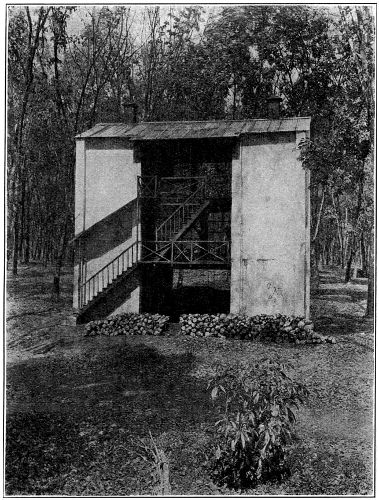General
View of Double 'Devon' Type of Smoke-House.