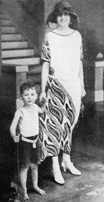 Mrs. J. THEUS MUNDS
The Daughter of
EDGAR SALTUS
And Her Little Son