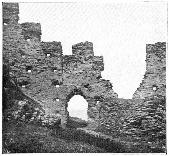 King Arthur&rsquo;s Castle, looking North.