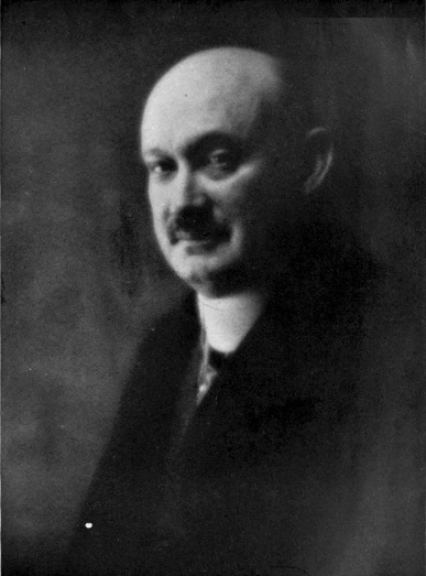 GEORGE D. SMITH

“G. D. S.” as he is known in the New York Auction Rooms. Like “G. B. S.”
of London, he is something of an enigma. What are the qualities which
have made him, as he undoubtedly is, the greatest bookseller in the
world?

From a photograph by Arnold Genthe